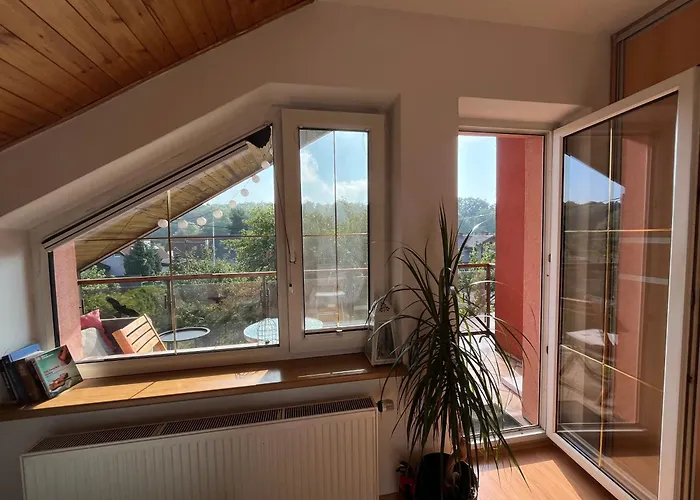 Podkrovní S Balkónem *